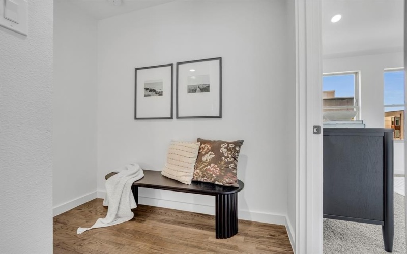 5806 Bryan Parkway #103, Dallas, TX 75206, 2 Bedrooms Bedrooms, ,2 BathroomsBathrooms,Residential,For Sale,5806 Bryan Parkway,0,21227967