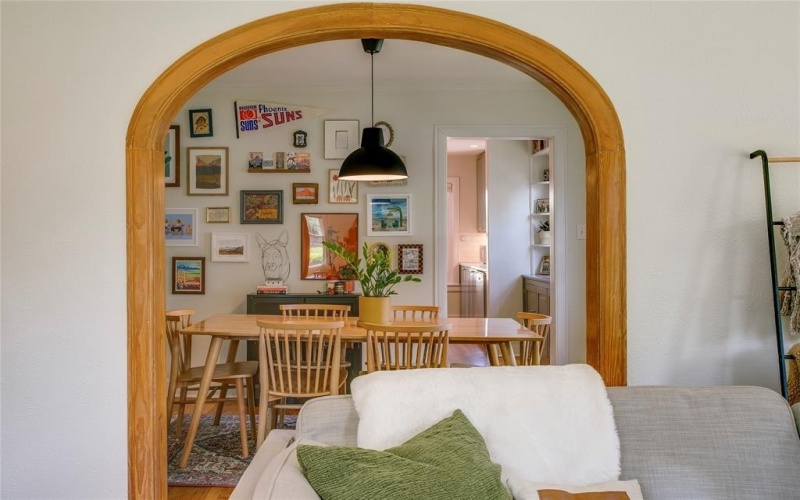 3343 Gibsondell Avenue, Dallas, TX 75211, 2 Bedrooms Bedrooms, ,2 BathroomsBathrooms,Residential,For Sale,3343 Gibsondell Avenue,0,21230203