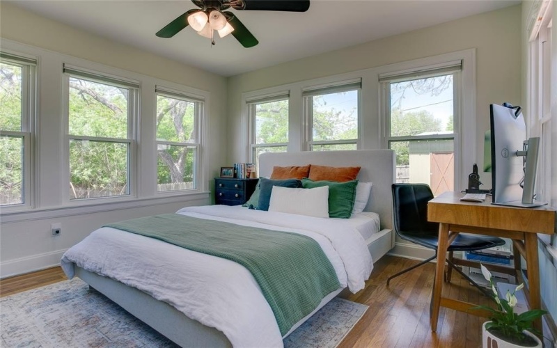 3343 Gibsondell Avenue, Dallas, TX 75211, 2 Bedrooms Bedrooms, ,2 BathroomsBathrooms,Residential,For Sale,3343 Gibsondell Avenue,0,21230203