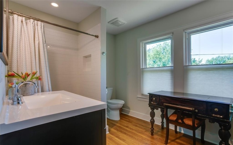 3343 Gibsondell Avenue, Dallas, TX 75211, 2 Bedrooms Bedrooms, ,2 BathroomsBathrooms,Residential,For Sale,3343 Gibsondell Avenue,0,21230203