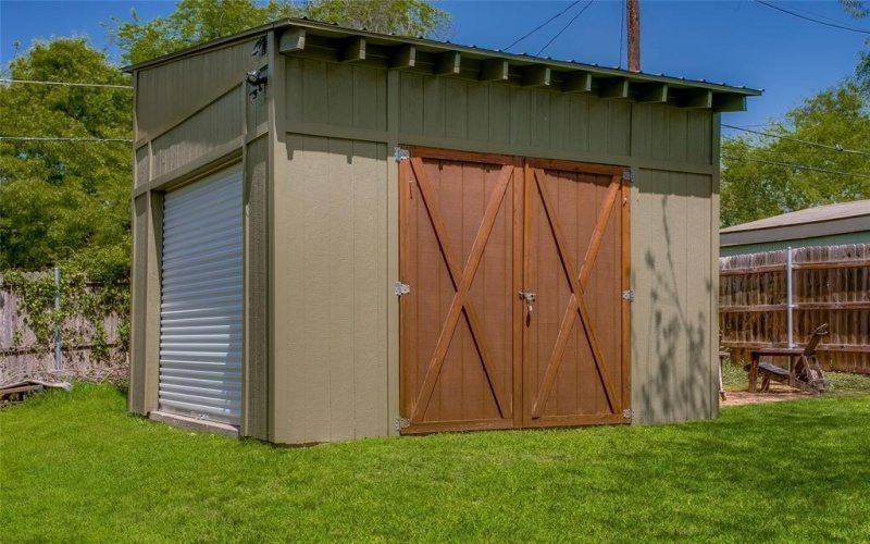 3343 Gibsondell Avenue, Dallas, TX 75211, 2 Bedrooms Bedrooms, ,2 BathroomsBathrooms,Residential,For Sale,3343 Gibsondell Avenue,0,21230203