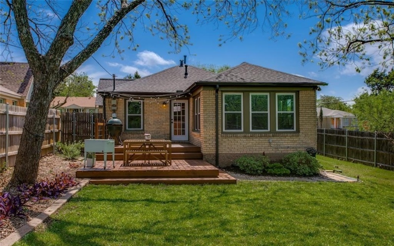 3343 Gibsondell Avenue, Dallas, TX 75211, 2 Bedrooms Bedrooms, ,2 BathroomsBathrooms,Residential,For Sale,3343 Gibsondell Avenue,0,21230203