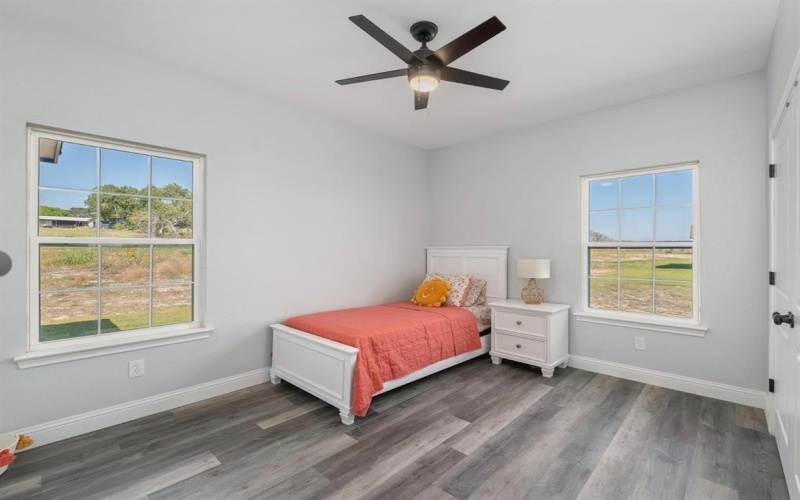 1013 Don Eve Court, Azle, TX 76020, 4 Bedrooms Bedrooms, ,2 BathroomsBathrooms,Residential,For Sale,1013 Don Eve Court,0,21230895