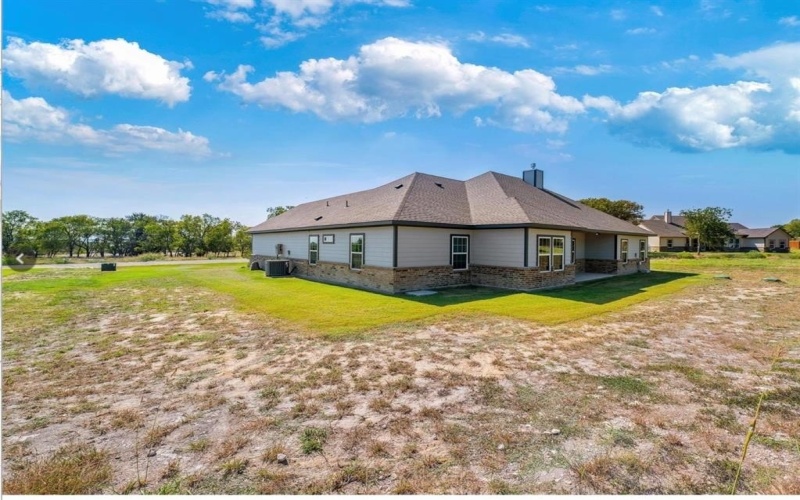 1013 Don Eve Court, Azle, TX 76020, 4 Bedrooms Bedrooms, ,2 BathroomsBathrooms,Residential,For Sale,1013 Don Eve Court,0,21230895