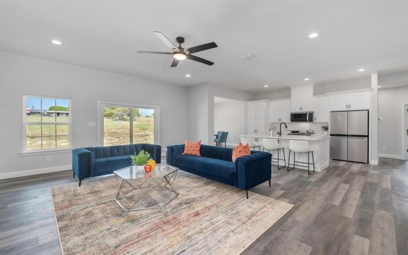 1013 Don Eve Court, Azle, TX 76020, 4 Bedrooms Bedrooms, ,2 BathroomsBathrooms,Residential,For Sale,1013 Don Eve Court,0,21230895