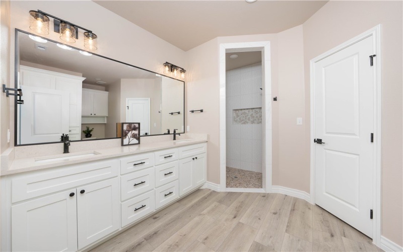609 Avenue F, Sinton, TX 78387, 3 Habitaciones Habitaciones , ,2 BañosBaños,Residential,En Venta,609 Avenue F,456815