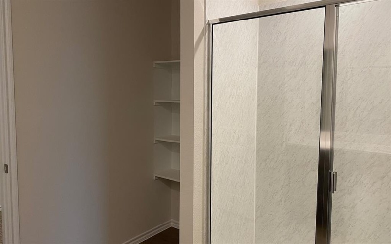 107 Hunters Way, Canton, TX 75103, 5 Habitaciones Habitaciones , ,3 BañosBaños,Residential,En Venta,107 Hunters Way,0,21231161