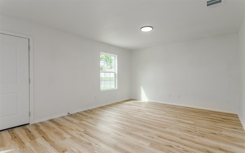 308 S 3rd, Bonham, TX 75418, 3 Habitaciones Habitaciones , ,2 BañosBaños,Residential,En Venta,308 S 3rd,0,21231164