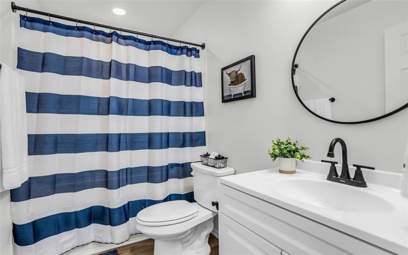 308 S 3rd, Bonham, TX 75418, 3 Habitaciones Habitaciones , ,2 BañosBaños,Residential,En Venta,308 S 3rd,0,21231164