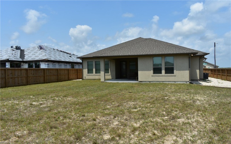 2114 Shoreline Vista Drive, Corpus Christi, TX 78418, 4 Habitaciones Habitaciones , ,3 BañosBaños,Residential,En Venta,2114 Shoreline Vista Drive,458158