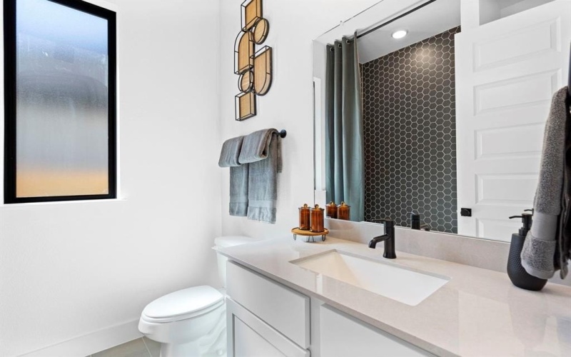 2652 Rainier Drive, Corinth, TX 76210, 3 Bedrooms Bedrooms, ,2 BathroomsBathrooms,Residential,For Sale,2652 Rainier Drive,0,21231358