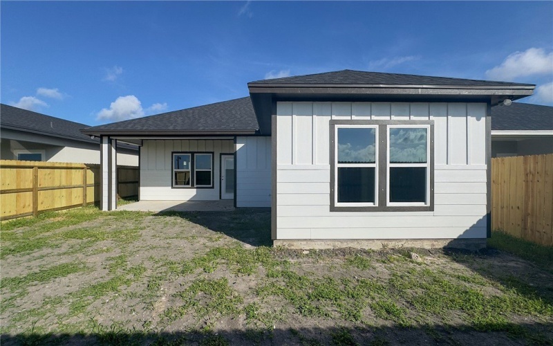 6214 Sadie Street, Corpus Christi, TX 78415, 4 Habitaciones Habitaciones , ,2 BañosBaños,Residential,En Venta,6214 Sadie Street,458766