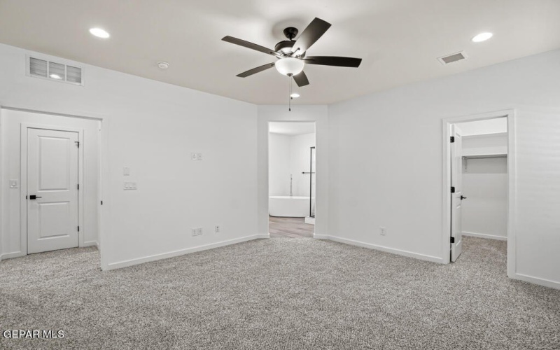 5868 Kobe Bryant Street, El Paso, TX 79924, 4 Habitaciones Habitaciones , ,3 BañosBaños,Residential,En Venta,5868 Kobe Bryant Street,893979