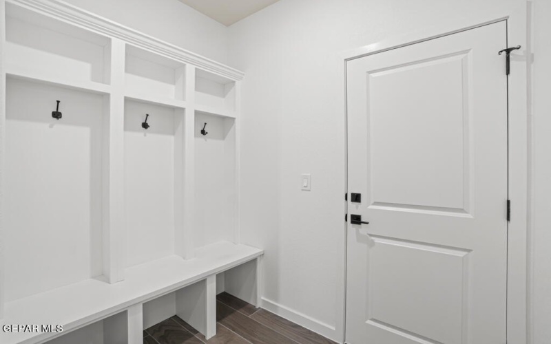 5868 Kobe Bryant Street, El Paso, TX 79924, 4 Habitaciones Habitaciones , ,3 BañosBaños,Residential,En Venta,5868 Kobe Bryant Street,893979