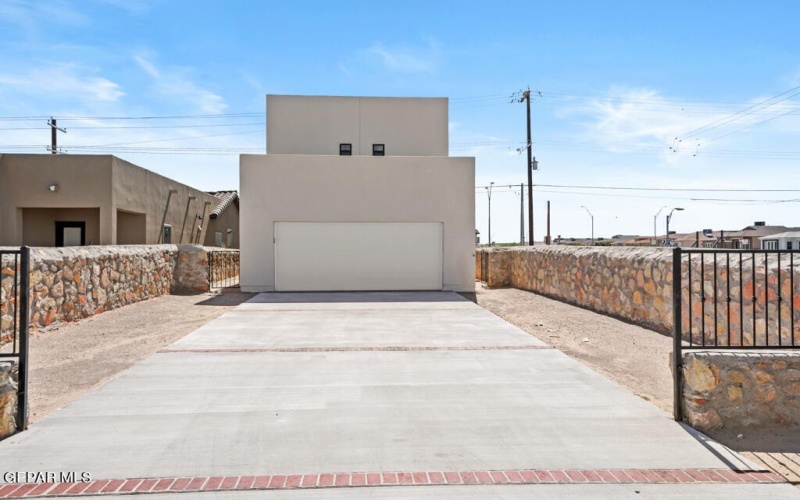 5868 Kobe Bryant Street, El Paso, TX 79924, 4 Habitaciones Habitaciones , ,3 BañosBaños,Residential,En Venta,5868 Kobe Bryant Street,893979