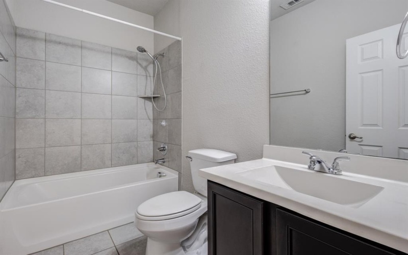 5529 Las Lomas Lane, Denton, TX 76208, 4 Bedrooms Bedrooms, ,5 BathroomsBathrooms,Residential,For Sale,5529 Las Lomas Lane,0,21230744