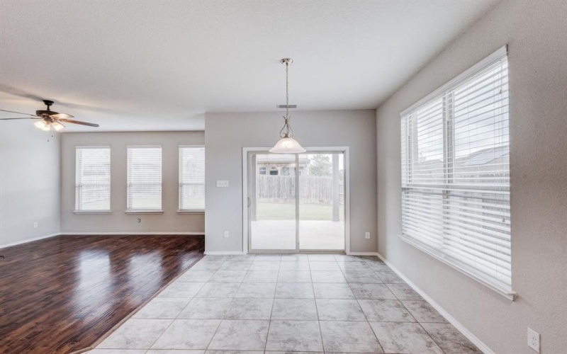 5529 Las Lomas Lane, Denton, TX 76208, 4 Bedrooms Bedrooms, ,5 BathroomsBathrooms,Residential,For Sale,5529 Las Lomas Lane,0,21230744