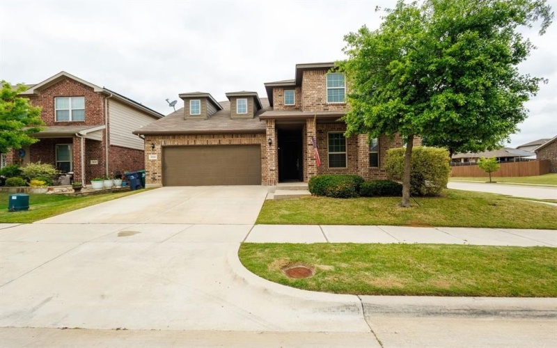 5529 Las Lomas Lane, Denton, TX 76208, 4 Bedrooms Bedrooms, ,5 BathroomsBathrooms,Residential,For Sale,5529 Las Lomas Lane,0,21230744