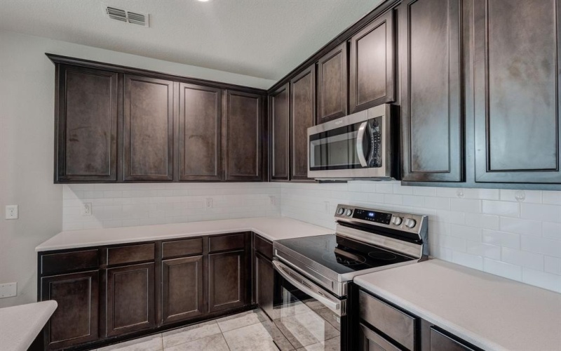 5529 Las Lomas Lane, Denton, TX 76208, 4 Bedrooms Bedrooms, ,5 BathroomsBathrooms,Residential,For Sale,5529 Las Lomas Lane,0,21230744