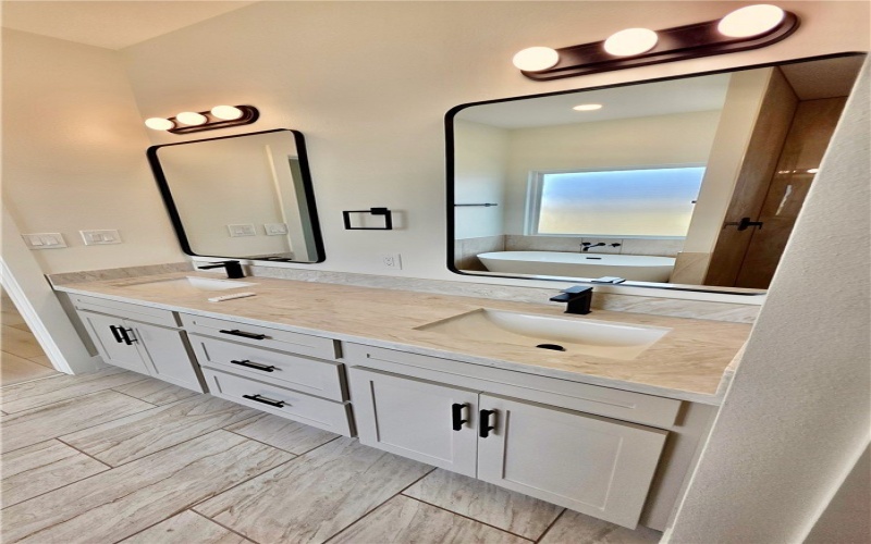 6718 La Salle Drive, Corpus Christi, TX 78414, 4 Habitaciones Habitaciones , ,2 BañosBaños,Residential,En Venta,6718 La Salle Drive,0,474458