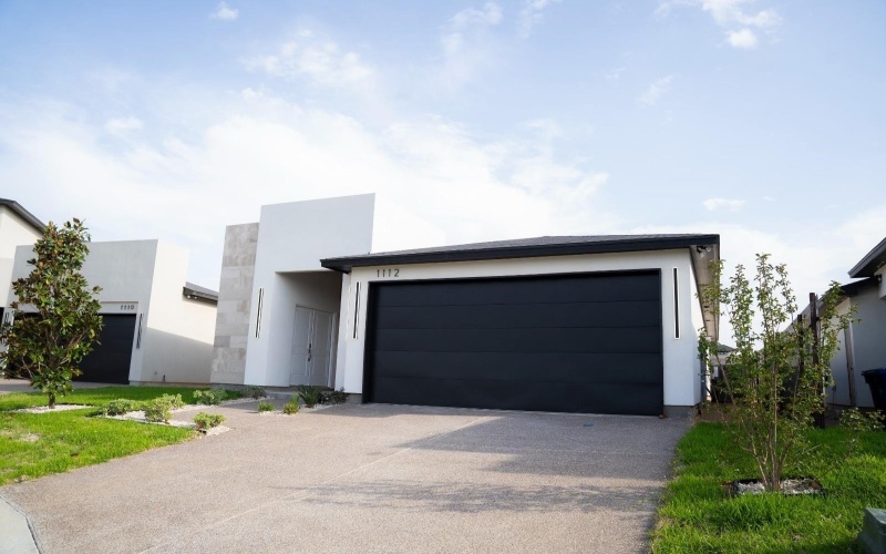 1112 Noyola Loop, Laredo, TX 78046, 4 Bedrooms Bedrooms, ,2 BathroomsBathrooms,Residential,For Sale,1112 Noyola Loop,0,20261619