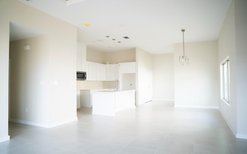 1112 Noyola Loop, Laredo, TX 78046, 4 Bedrooms Bedrooms, ,2 BathroomsBathrooms,Residential,For Sale,1112 Noyola Loop,0,20261619