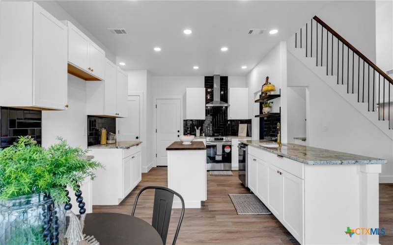 105 Chesterfield Drive, Kingsland, TX 78639, 4 Bedrooms Bedrooms, ,2 BathroomsBathrooms,Residential,For Sale,105 Chesterfield Drive,0,609997