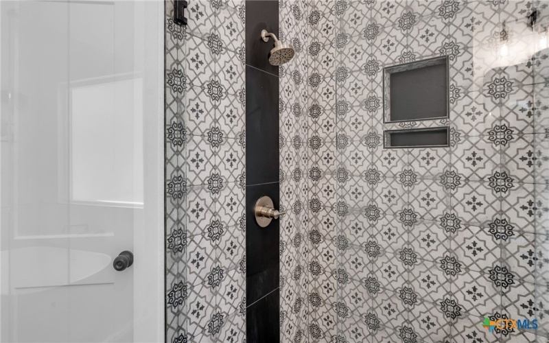 105 Chesterfield Drive, Kingsland, TX 78639, 4 Bedrooms Bedrooms, ,2 BathroomsBathrooms,Residential,For Sale,105 Chesterfield Drive,0,609997