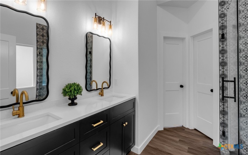 105 Chesterfield Drive, Kingsland, TX 78639, 4 Bedrooms Bedrooms, ,2 BathroomsBathrooms,Residential,For Sale,105 Chesterfield Drive,0,609997