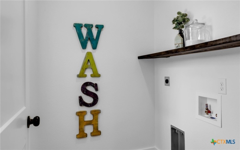 105 Chesterfield Drive, Kingsland, TX 78639, 4 Bedrooms Bedrooms, ,2 BathroomsBathrooms,Residential,For Sale,105 Chesterfield Drive,0,609997