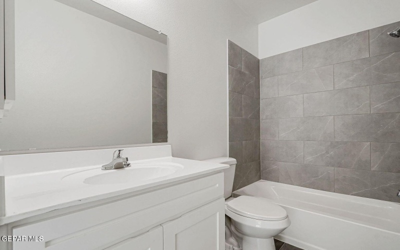 13147 Emerald Hills Avenue, Horizon City, TX 79928, 3 Bedrooms Bedrooms, ,2 BathroomsBathrooms,Residential,For Sale,13147 Emerald Hills Avenue,0,941793