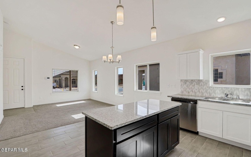 13147 Emerald Hills Avenue, Horizon City, TX 79928, 3 Bedrooms Bedrooms, ,2 BathroomsBathrooms,Residential,For Sale,13147 Emerald Hills Avenue,0,941793