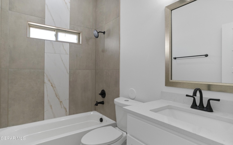 145 Dawson Street, Santa Teresa, NM 88008, 5 Bedrooms Bedrooms, ,3 BathroomsBathrooms,Residential,For Sale,145 Dawson Street,0,941803