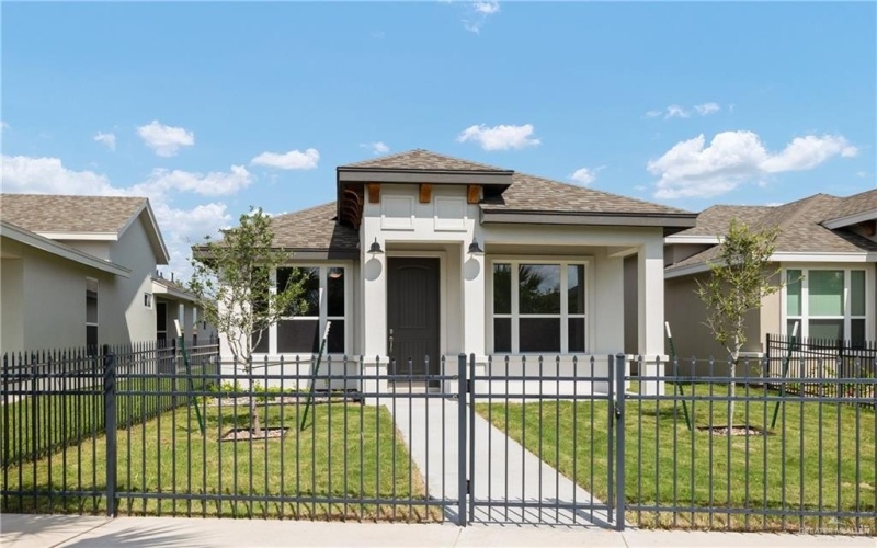 1409 Zurich Avenue, McAllen, TX 78504, 2 Bedrooms Bedrooms, ,2 BathroomsBathrooms,Residential,For Sale,1409 Zurich Avenue,0,497622