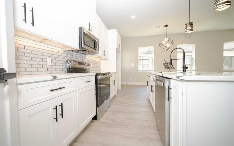 101 S Getzendaner Street, Waxahachie, TX 75165, 4 Bedrooms Bedrooms, ,2 BathroomsBathrooms,Residential,For Sale,101 S Getzendaner Street,0,21061650