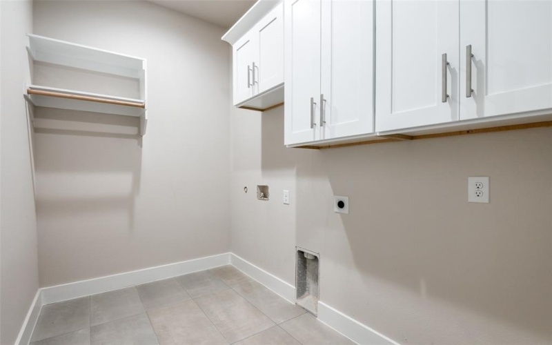 903 Urban Drive, DeSoto, TX 75115, 3 Bedrooms Bedrooms, ,2 BathroomsBathrooms,Residential,For Sale,903 Urban Drive,0,21180480