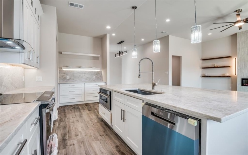 903 Urban Drive, DeSoto, TX 75115, 3 Bedrooms Bedrooms, ,2 BathroomsBathrooms,Residential,For Sale,903 Urban Drive,0,21180480