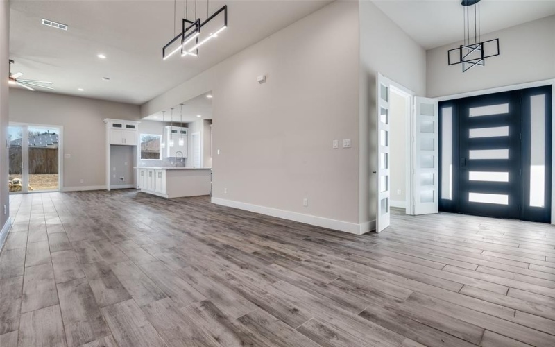 903 Urban Drive, DeSoto, TX 75115, 3 Bedrooms Bedrooms, ,2 BathroomsBathrooms,Residential,For Sale,903 Urban Drive,0,21180480