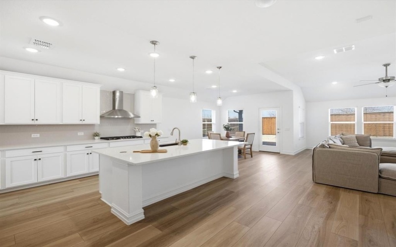 769 Brozgold Avenue, Midlothian, TX 76065, 3 Bedrooms Bedrooms, ,2 BathroomsBathrooms,Residential,For Sale,769 Brozgold Avenue,0,21187450