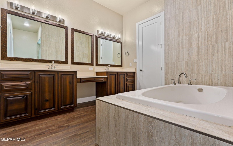 1848 Cimarron Park Drive, El Paso, TX 79911, 5 Bedrooms Bedrooms, ,3 BathroomsBathrooms,Residential,For Sale,1848 Cimarron Park Drive,899460
