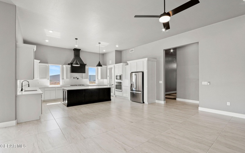1836 Cimarron Park Drive, El Paso, TX 79911, 4 Habitaciones Habitaciones , ,3 BañosBaños,Residential,En Venta,1836 Cimarron Park Drive,899461