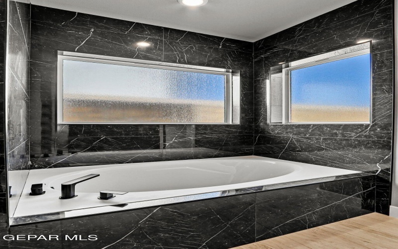 1836 Cimarron Park Drive, El Paso, TX 79911, 4 Habitaciones Habitaciones , ,3 BañosBaños,Residential,En Venta,1836 Cimarron Park Drive,899461