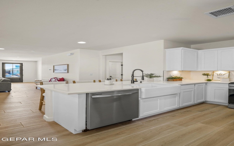 15249 Gauge Court, El Paso, TX 79938, 3 Habitaciones Habitaciones , ,2 BañosBaños,Residential,En Venta,15249 Gauge Court,0,911109