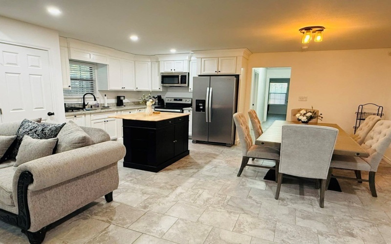 1454 Garrison St, Eagle Pass, TX 78852, 2 Bedrooms Bedrooms, ,1 BathroomBathrooms,Residential Multi Family,For Sale,1454 Garrison St,0,81902