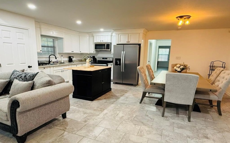 1454 Garrison St, Eagle Pass, TX 78852, 2 Bedrooms Bedrooms, ,1 BathroomBathrooms,Residential Multi Family,For Sale,1454 Garrison St,0,81902