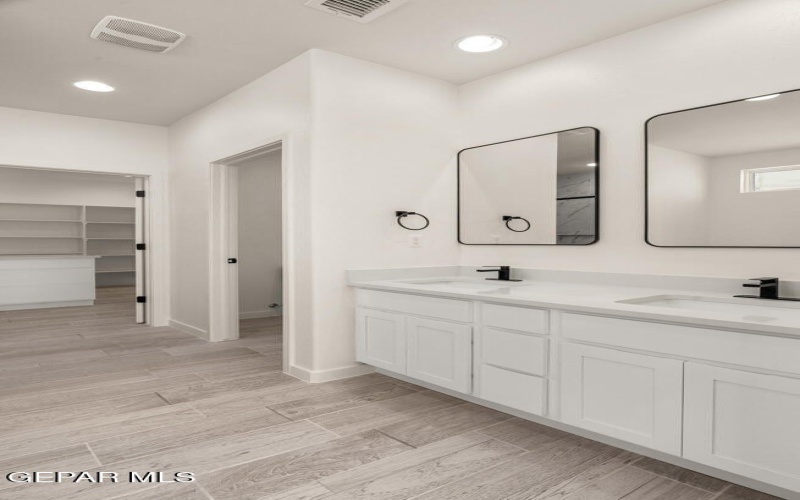 13397 Highworth Drive, El Paso, TX 79928, 3 Bedrooms Bedrooms, ,3 BathroomsBathrooms,Residential,For Sale,13397 Highworth Drive,911508