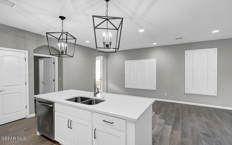 5852 Kobe Bryant St, El Paso, TX 79924, 4 Bedrooms Bedrooms, ,3 BathroomsBathrooms,Residential,For Sale,5852 Kobe Bryant St,911638