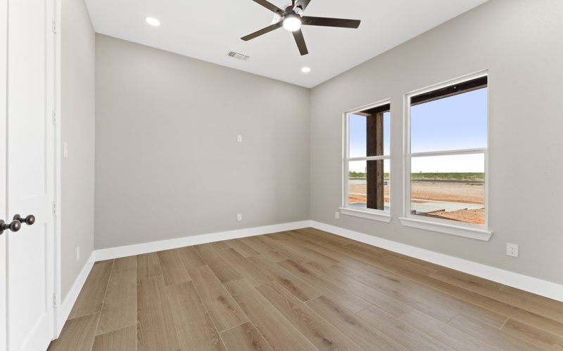 9570 N County Road W, Odessa, TX 79764, 5 Bedrooms Bedrooms, ,3 BathroomsBathrooms,Residential,For Sale,9570 N County Road W,0,173780