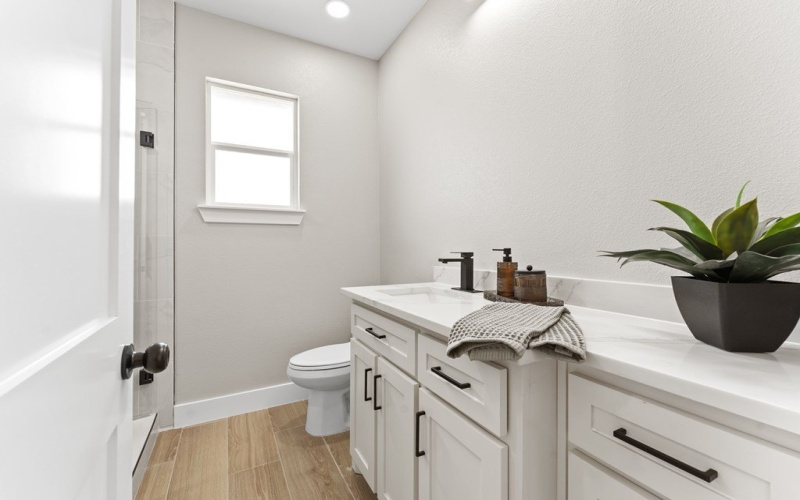 9570 N County Road W, Odessa, TX 79764, 5 Bedrooms Bedrooms, ,3 BathroomsBathrooms,Residential,For Sale,9570 N County Road W,0,173780