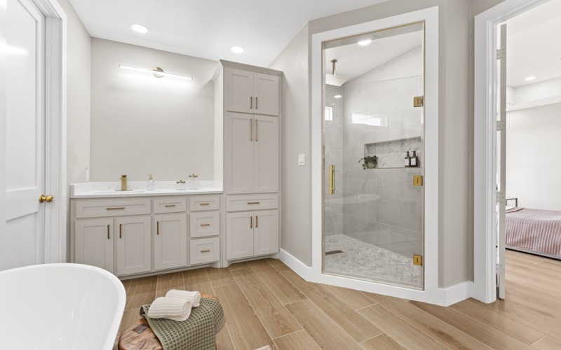 9570 N County Road W, Odessa, TX 79764, 5 Bedrooms Bedrooms, ,3 BathroomsBathrooms,Residential,For Sale,9570 N County Road W,0,173780